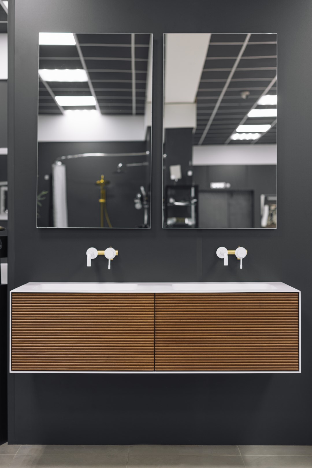 MINIMAL Тумба 140см цвет AYOUS + FUGA WHITE ACRYLIC COUNTER интен.подсветка+2 раковины